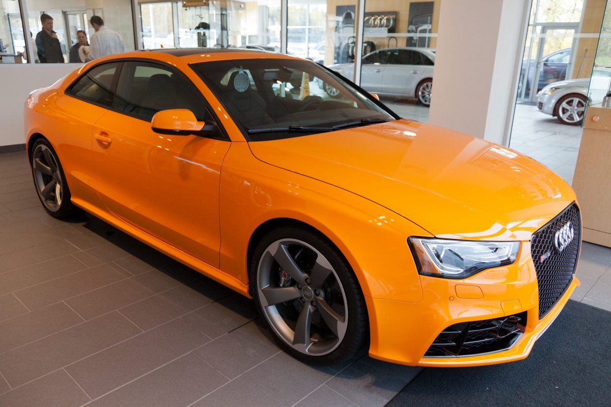 Audi rs5 Orange