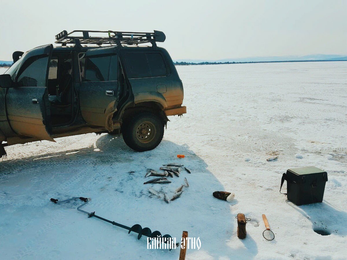 Путешествие по Байкалу зимой