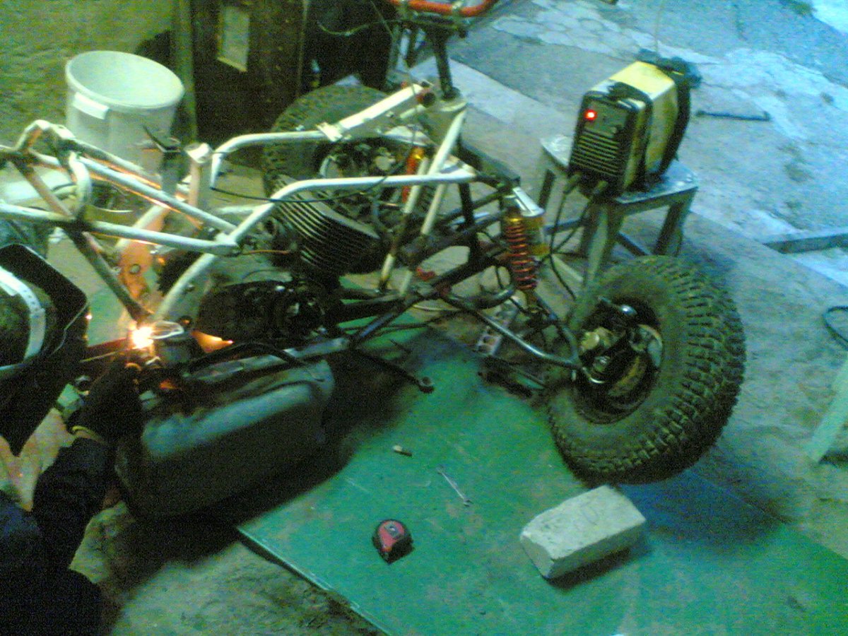 Квадроцикл с двигателем Урал 4х4
