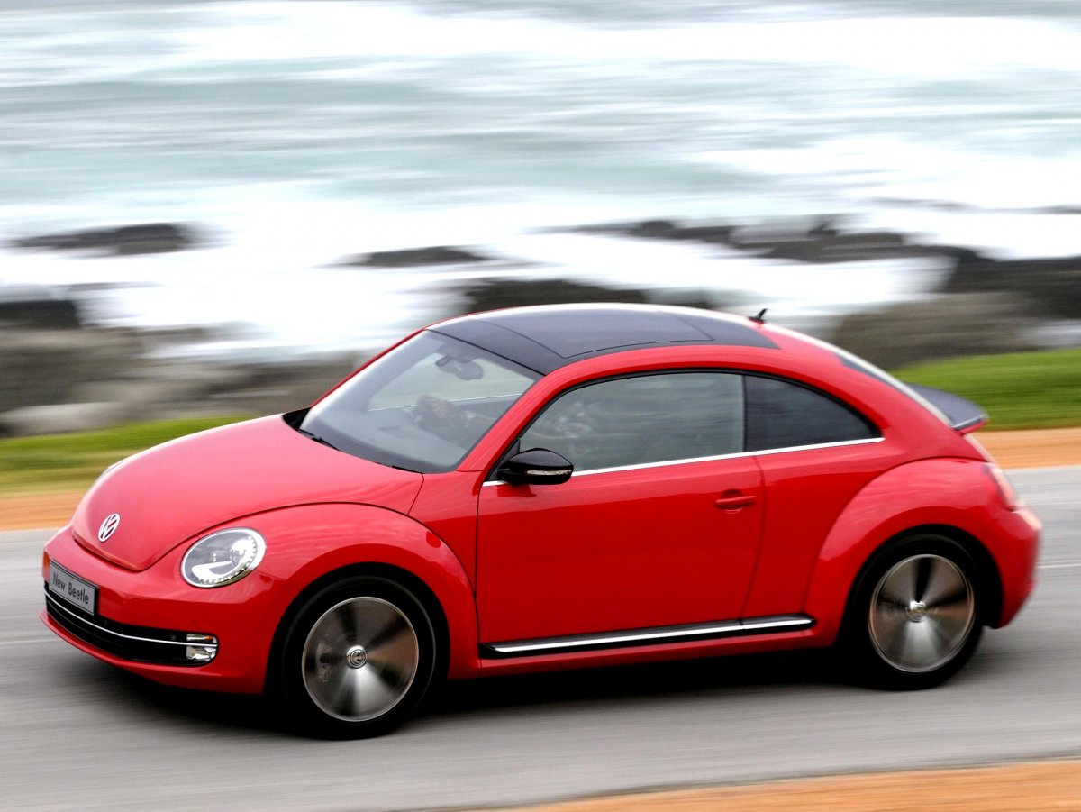 Volkswagen Beetle белый