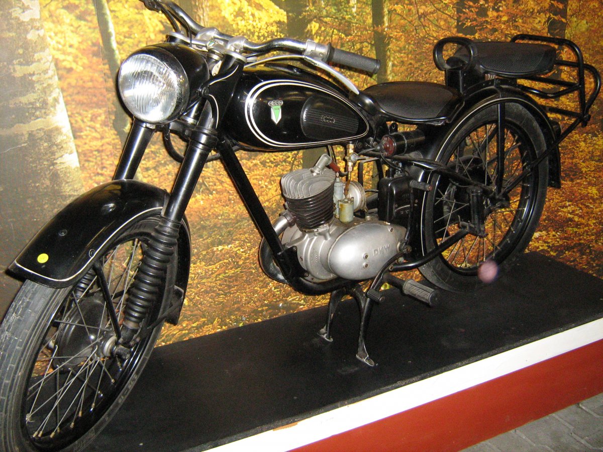 ДКВ НЦ 350 мотоцикл