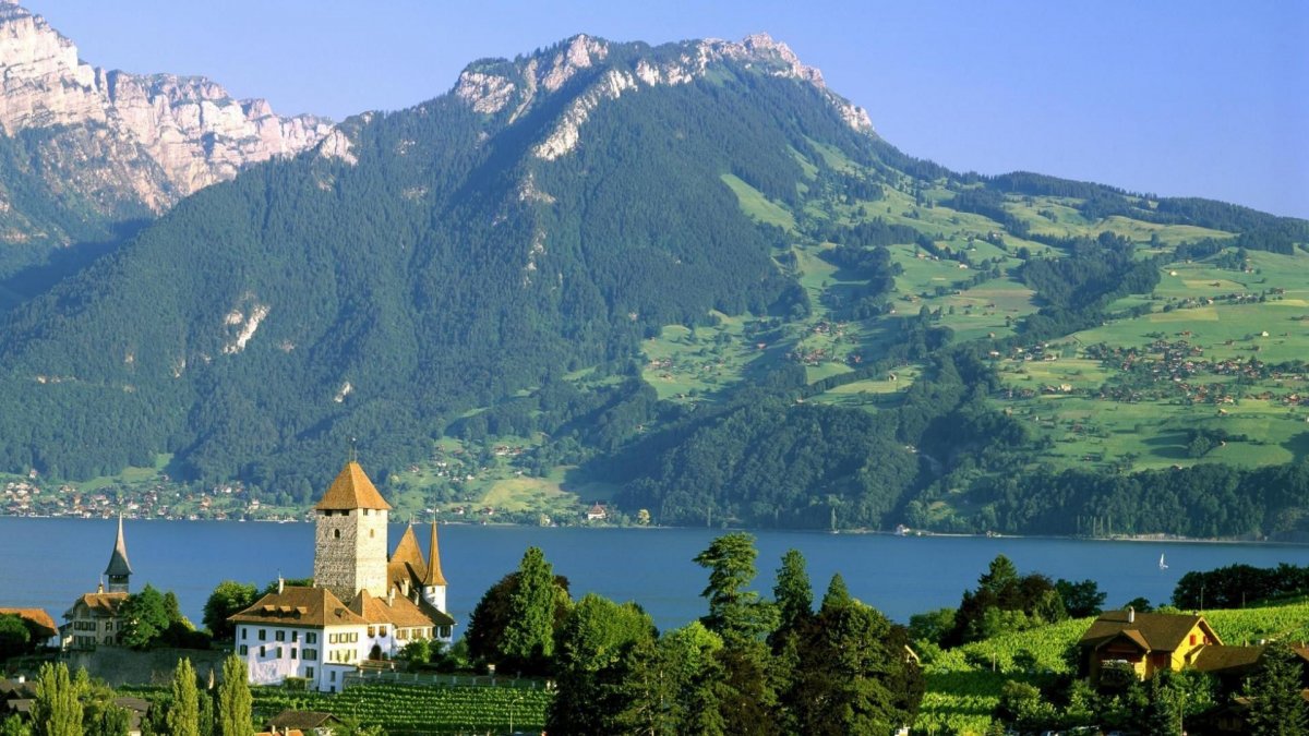Замок шпиц Швейцария