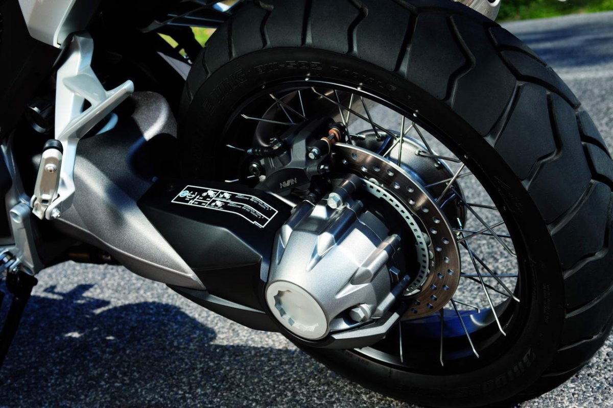 Мотоцикл Honda с карданным приводом