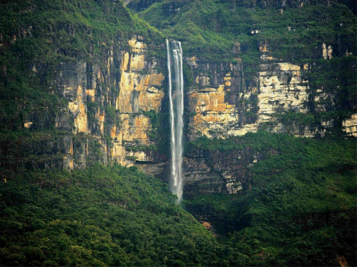 Водопад Гокта