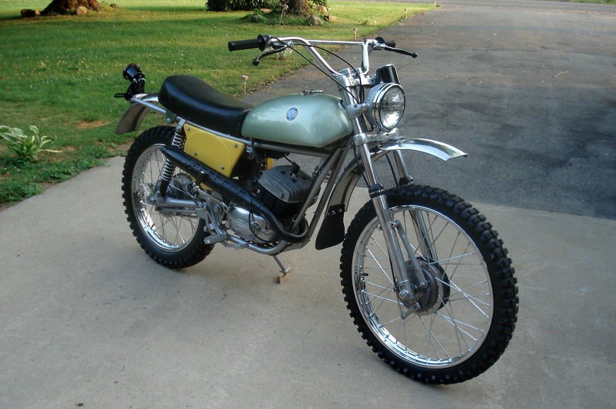 Мотоцикла ММВЗ 3.221