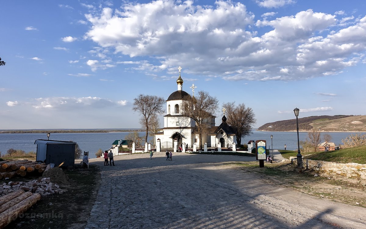 Остров град Свияжск церкви