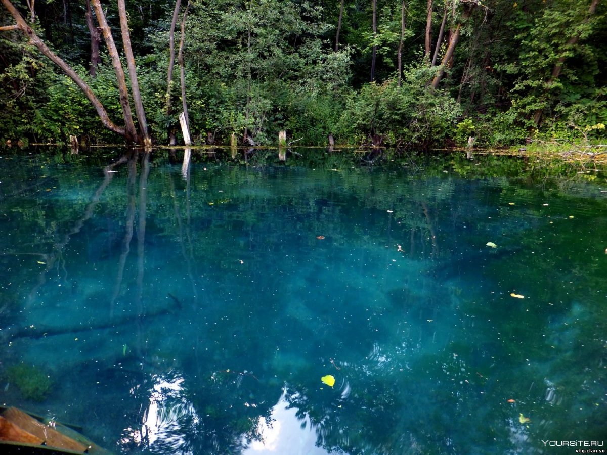 Есинский пруд голубое озеро