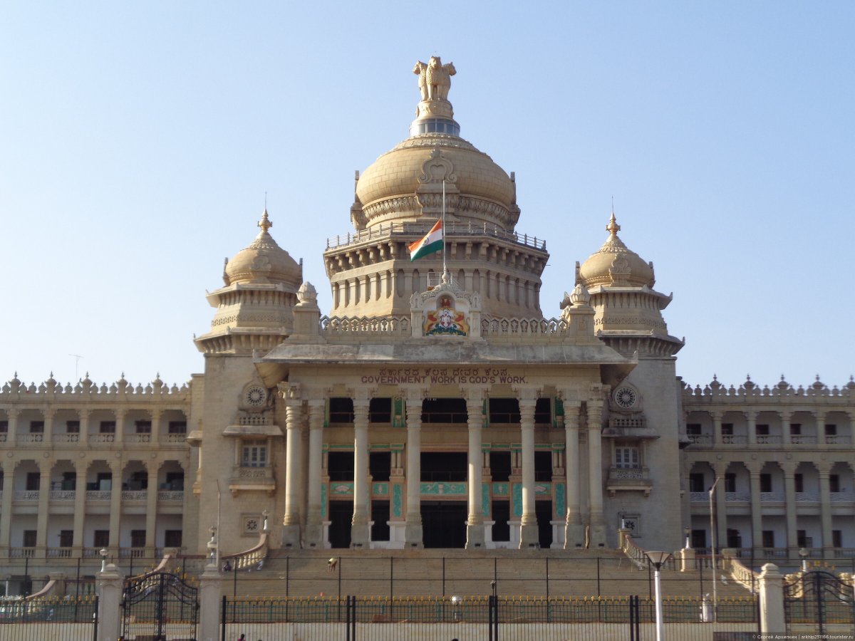 Бангалорский дворец Бангалор