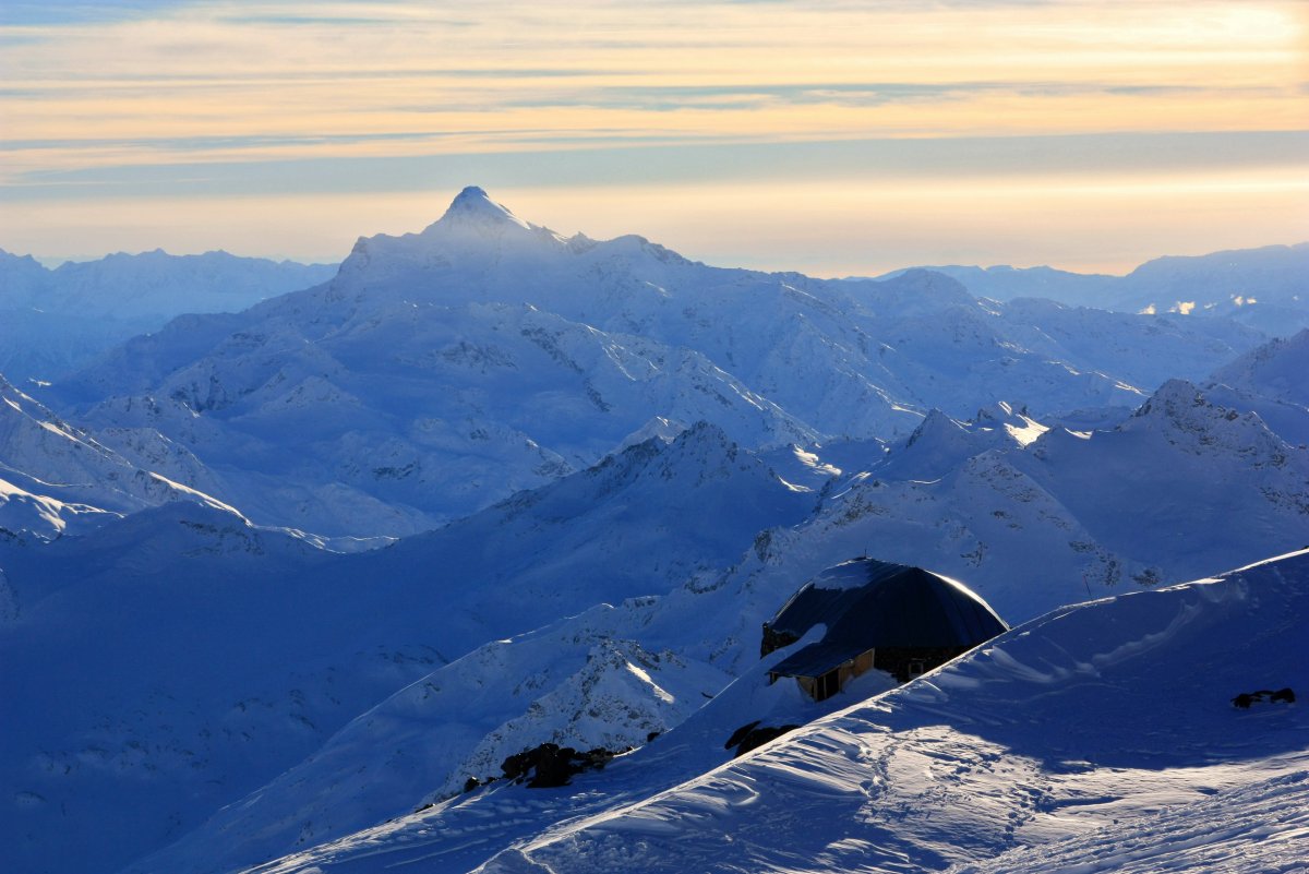 Гора Эльбрус зимой