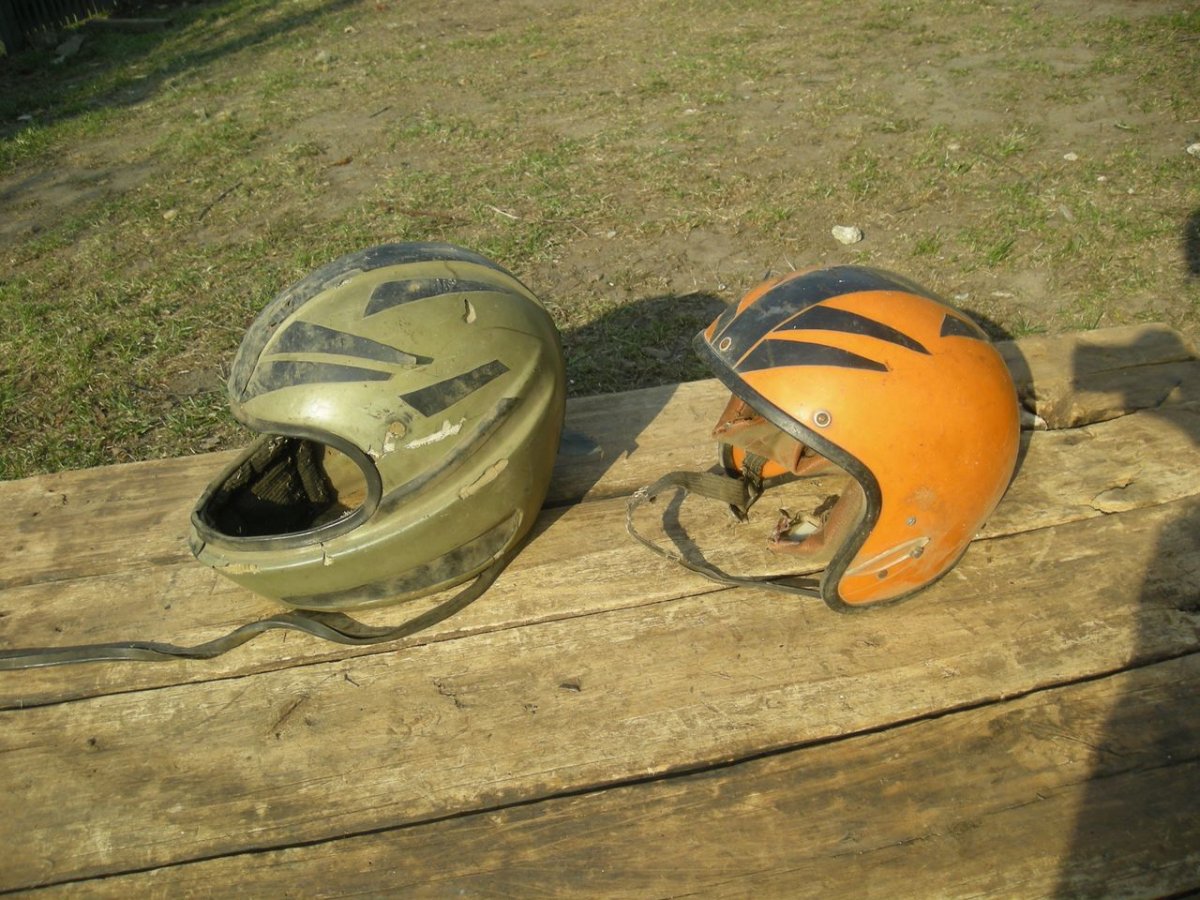 Советский кроссовый шлем