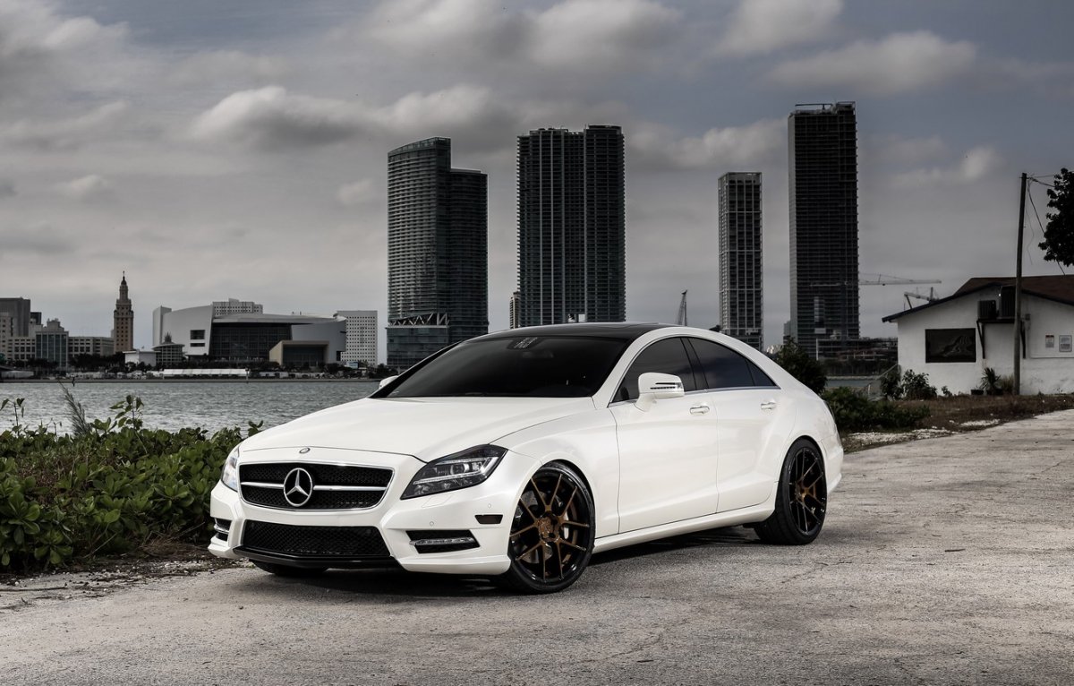 Mercedes CLS