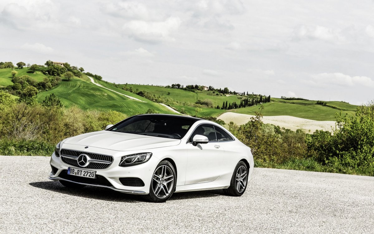 Mercedes 2015 White s-class Coupe