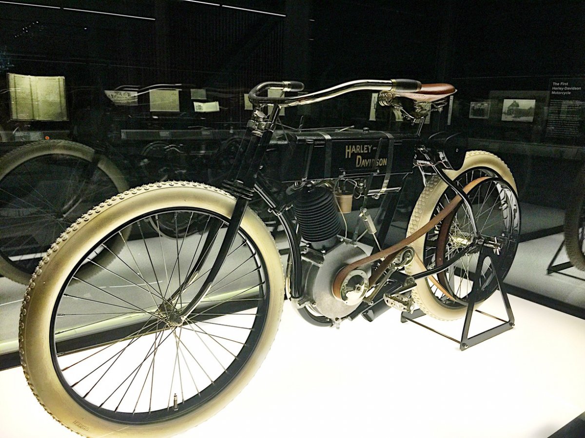 Готлиб Даймлер автомобиль 1895