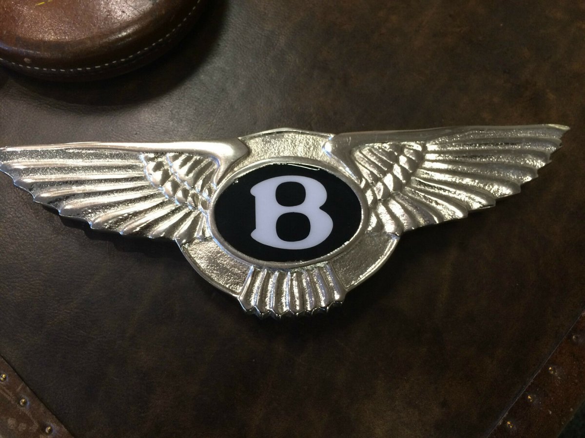 Bentley с крыльями