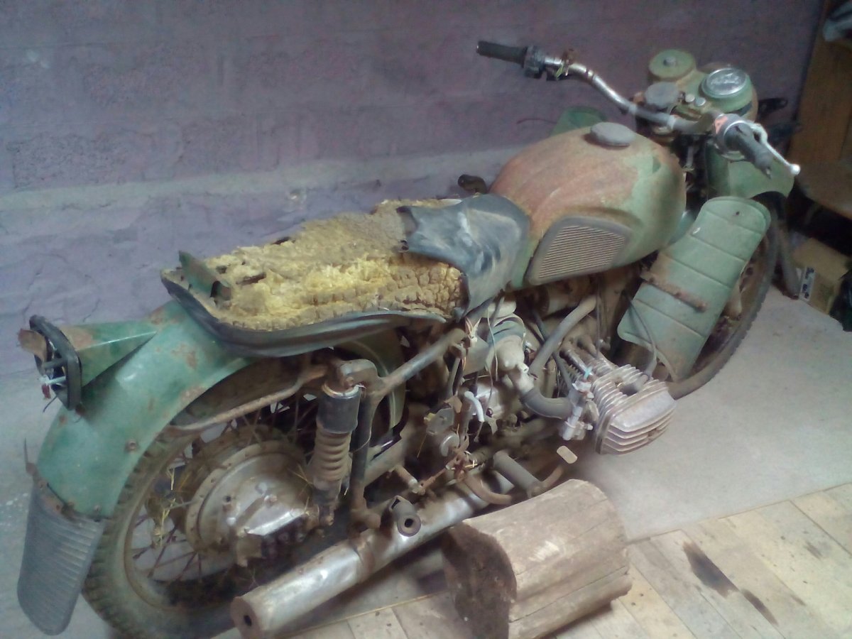 Восстановить мотоцикл Днепр