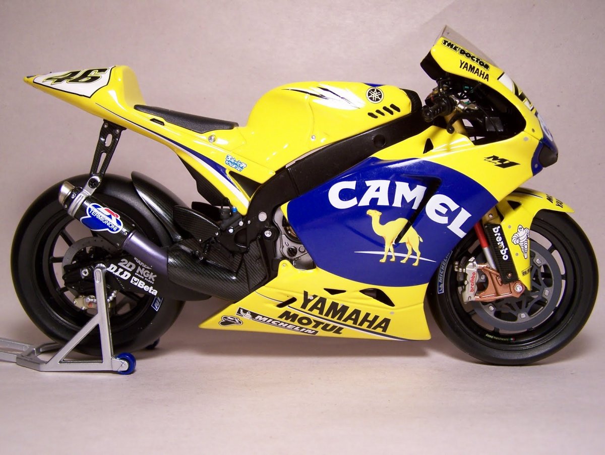 Мини спортбайк Yamaha