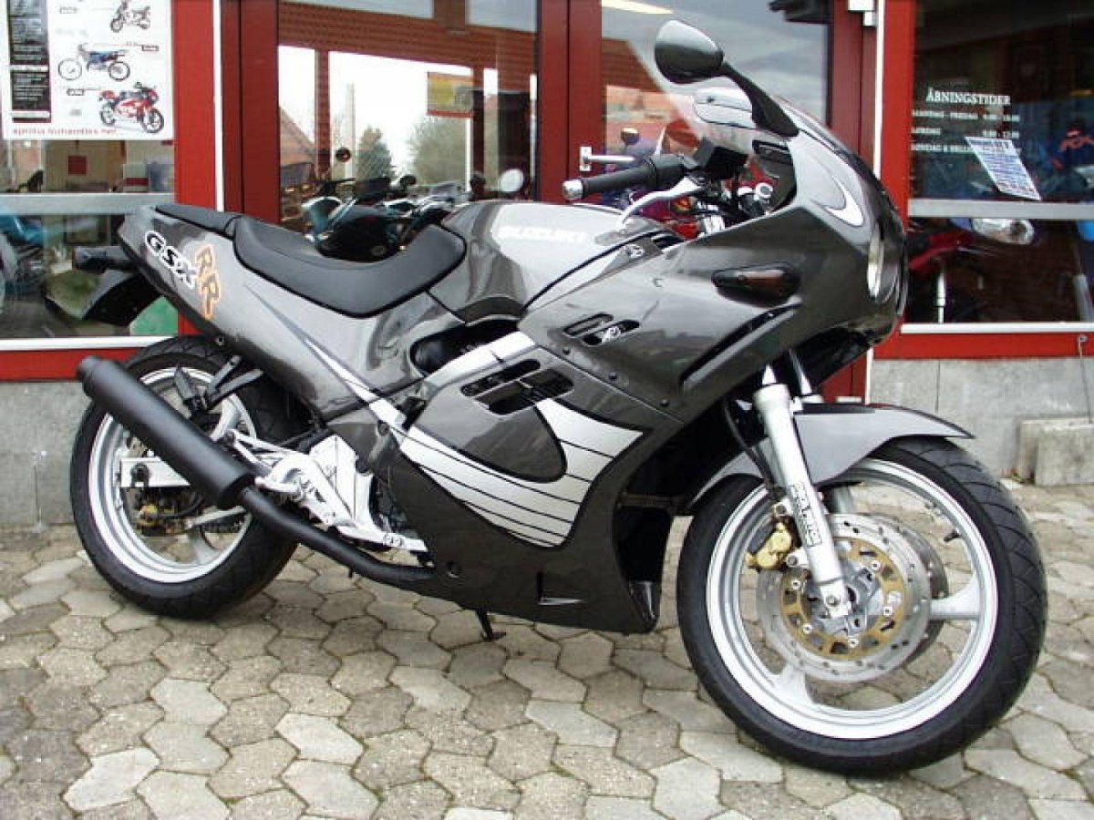 Сузуки GSX 250 R