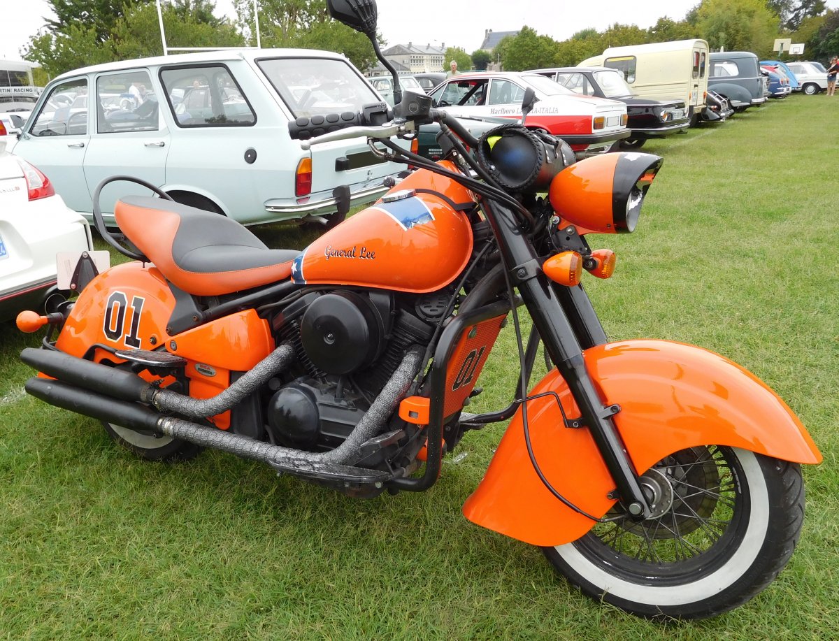 Мотоцикл КТМ оранжевый