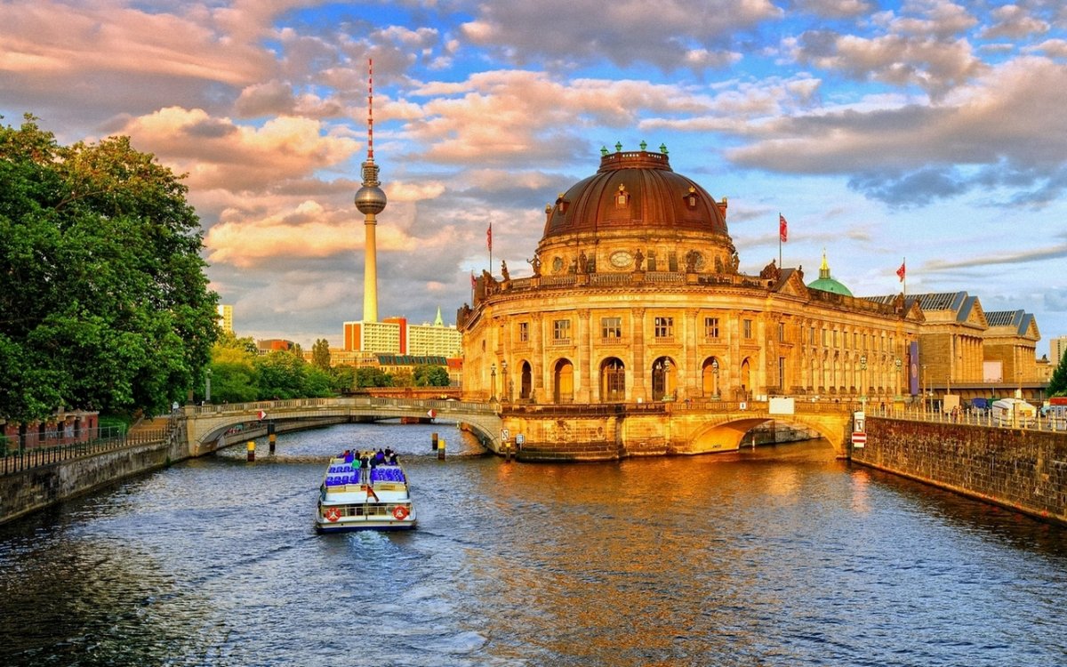 Река Шпрее в Берлине