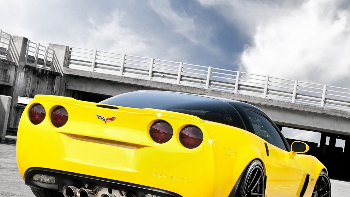 Corvette z06 желтый