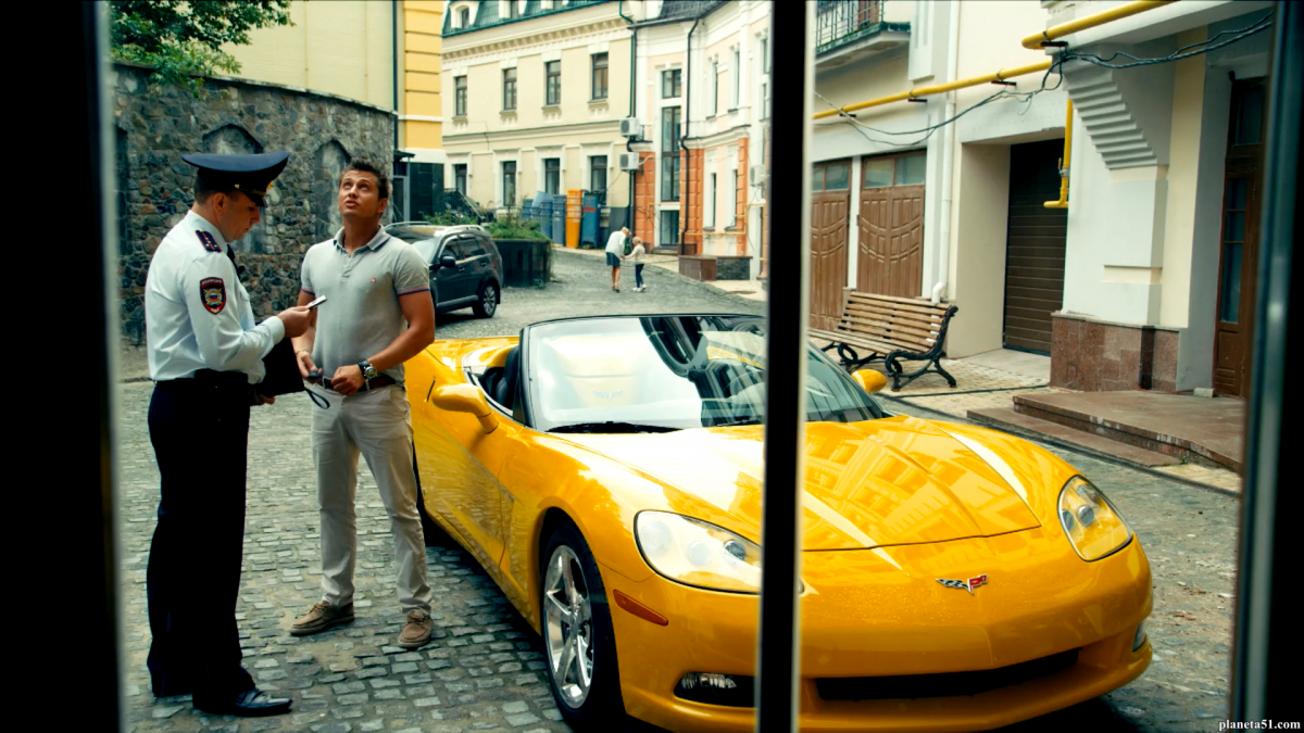 Павел Прилучный мажор с жёлтой машиной