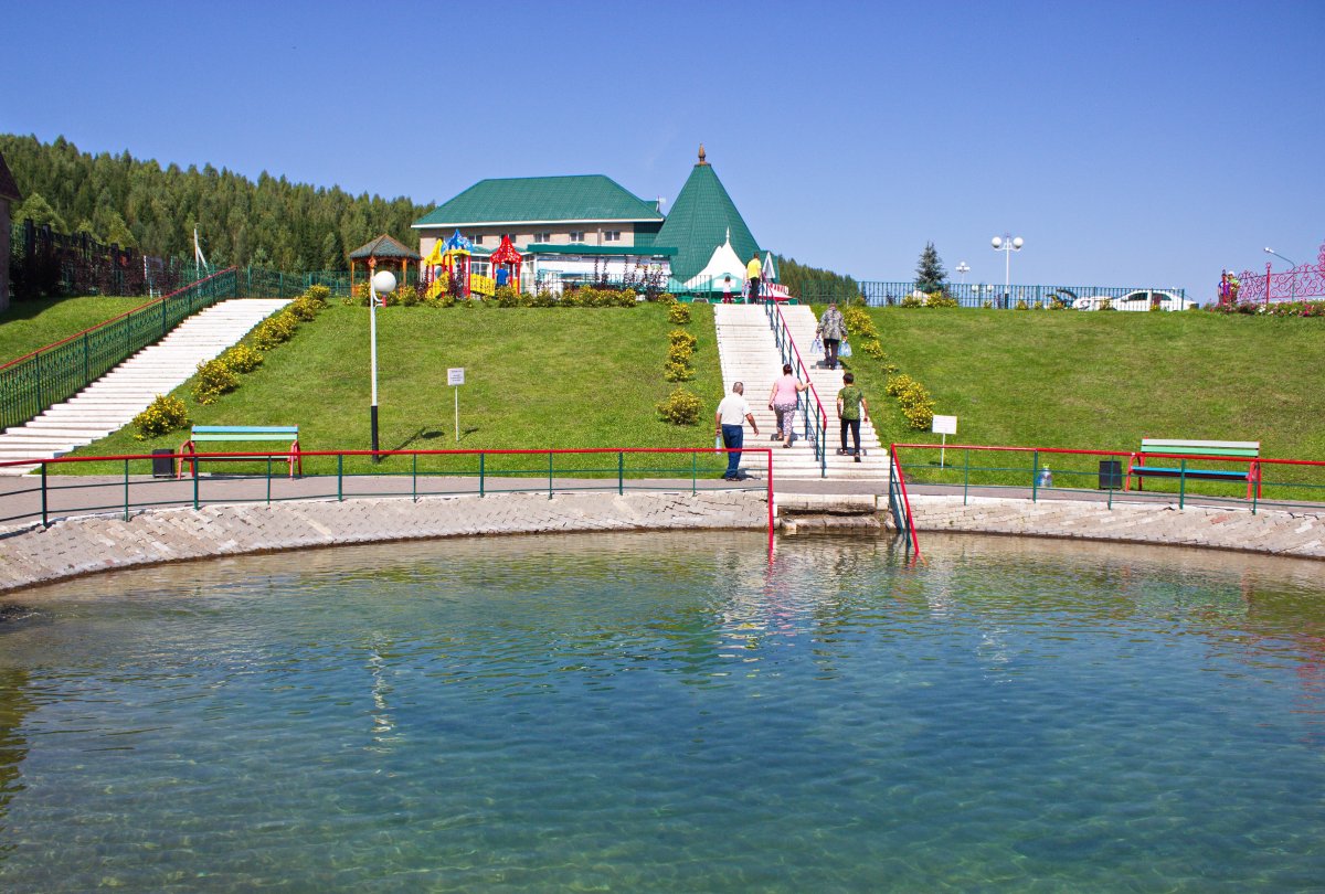 Курорт Красноусольск Церковь