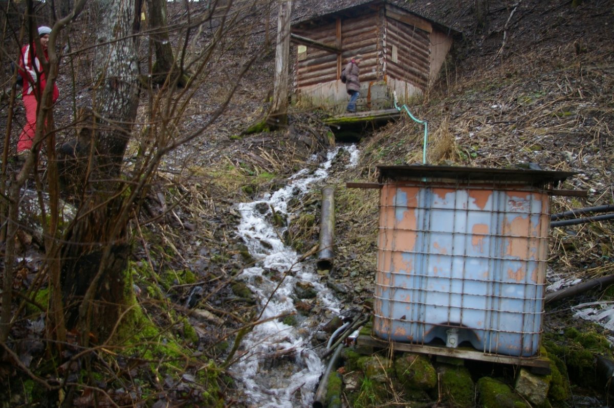 Радоновые источники и озёра в деревне Лопухинка