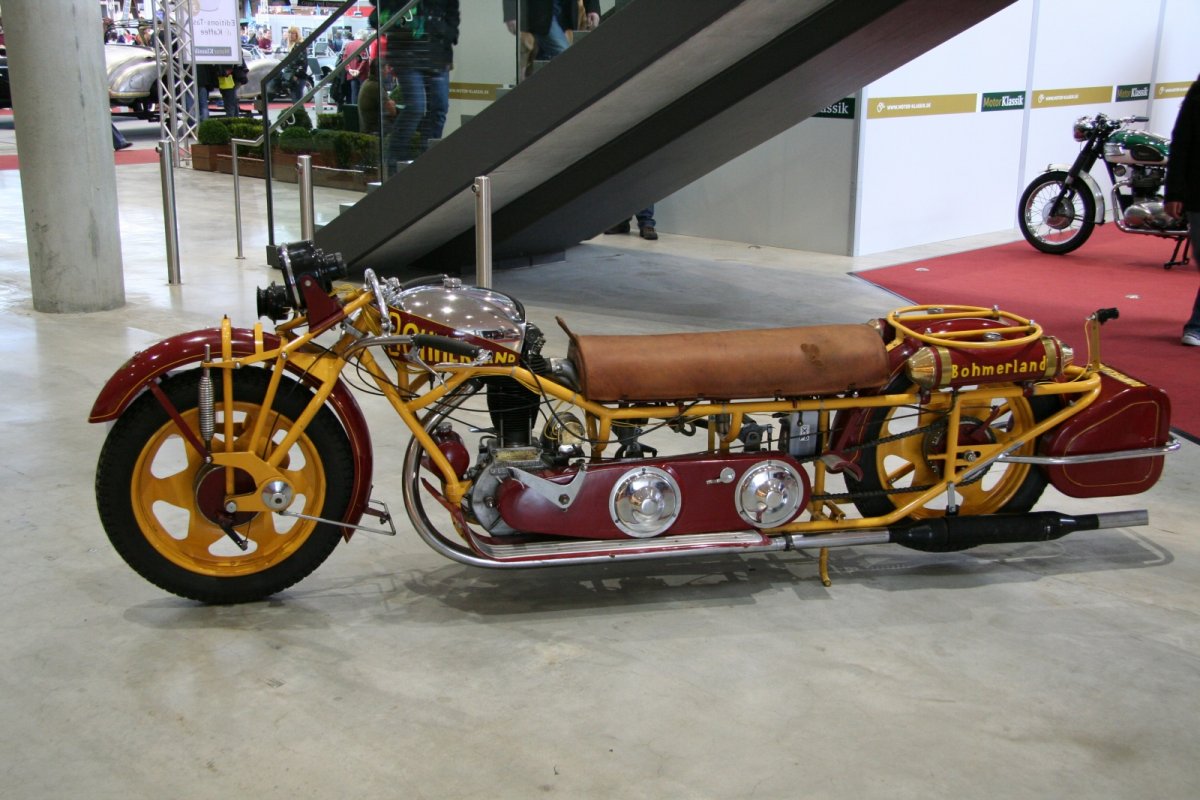 Чешский мотоцикл Богемия четырёхместный