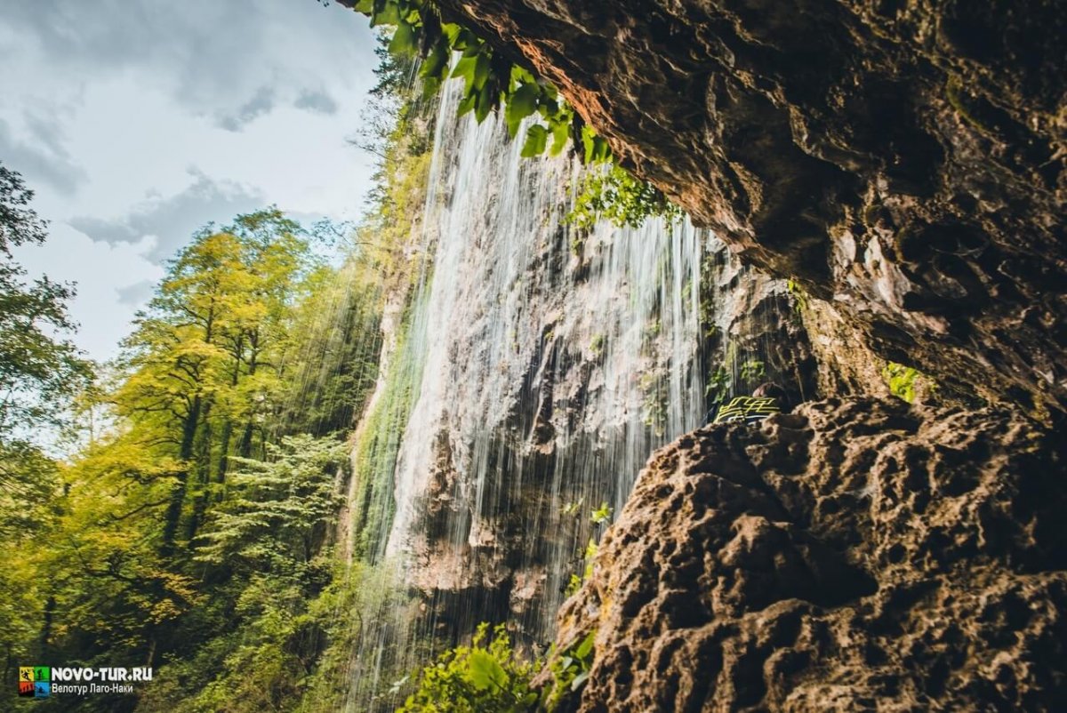 Адыгея водопад рафабго Гуамское ущелье