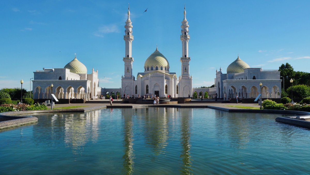 Тадж Махал и белая мечеть