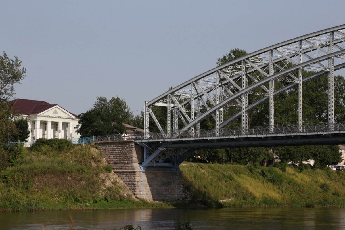Автомобильный мост в Боровичах