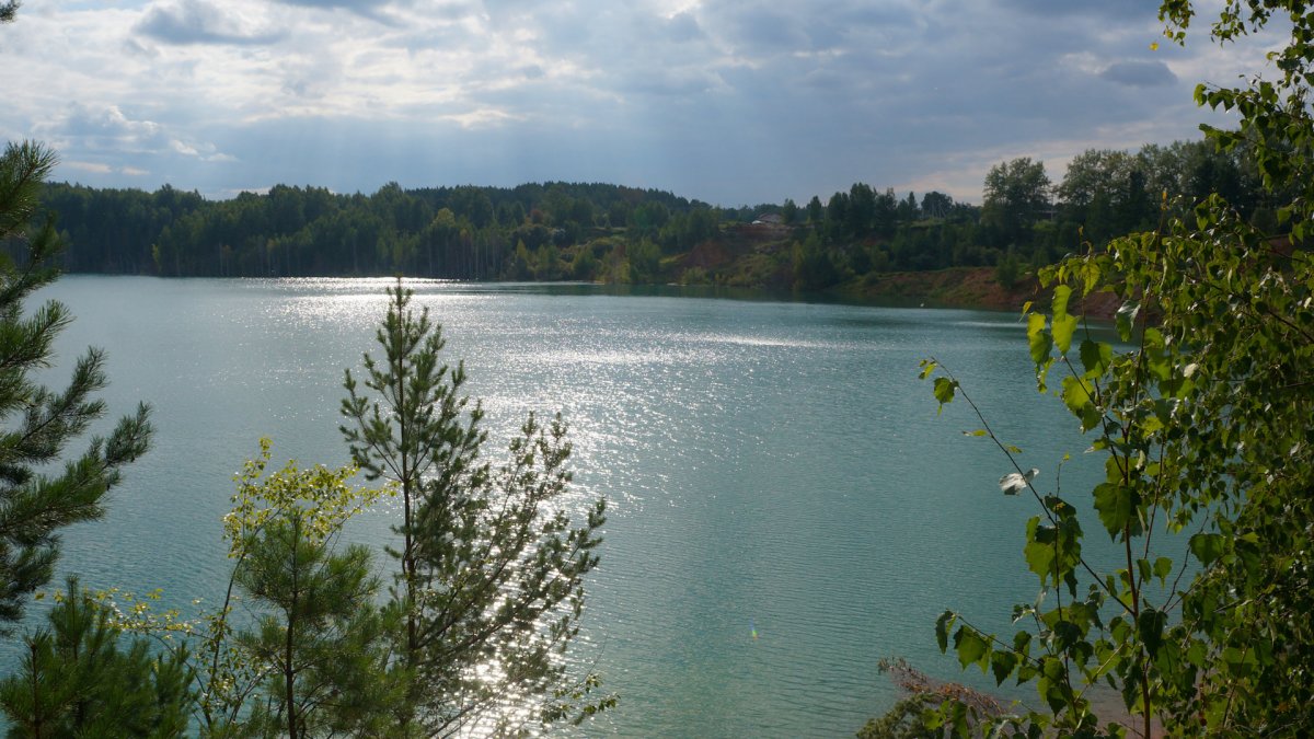 Поселок Фосфоритный голубое озеро