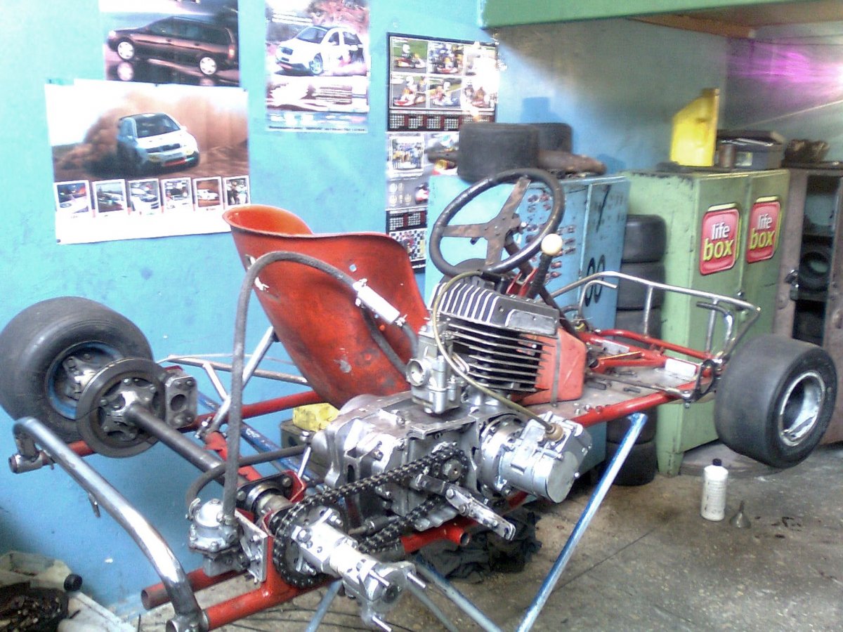 Мотоцикл с двигателем от ВАЗ 1111