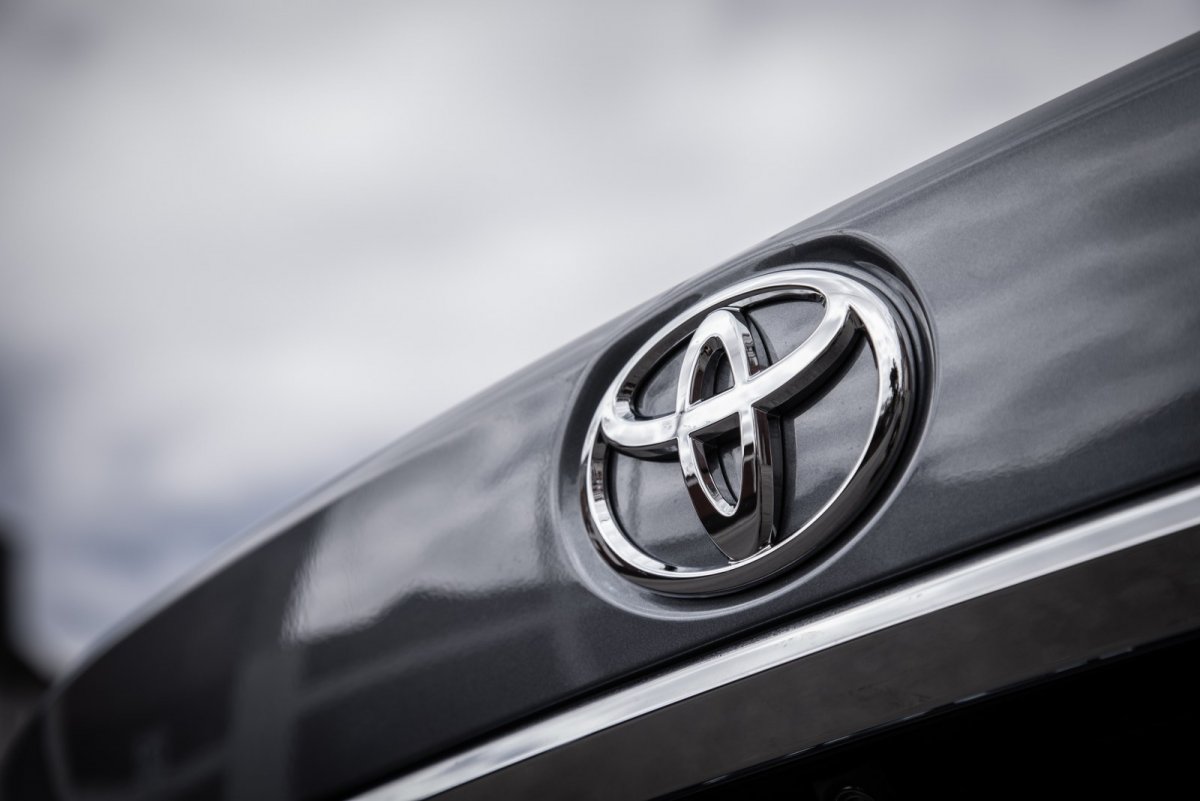 Toyota логотип 2020