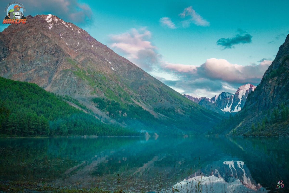 Lower shavlinskoe Lake. Altai