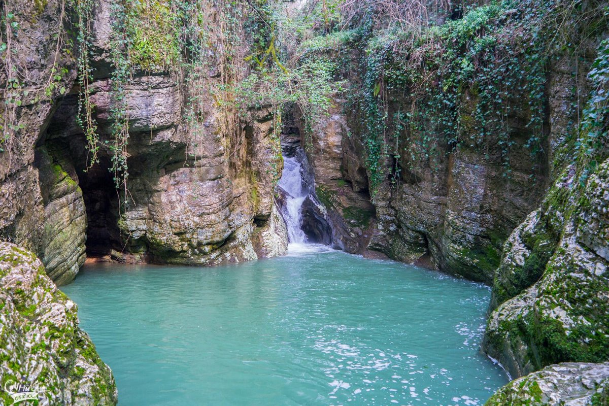 Долина 100 водопадов Геленджик