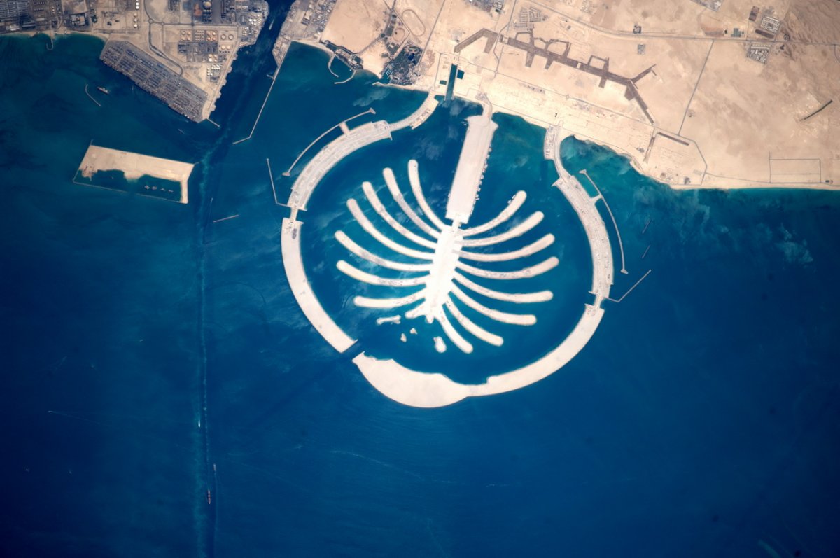 Остров Palm Jumeirah в Дубае