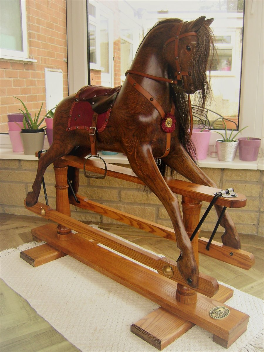 Тренажер деревянная лошадь
