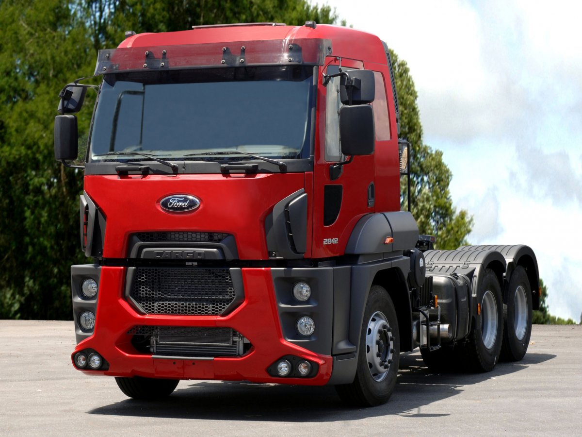 WT 9000 Ford Cabover