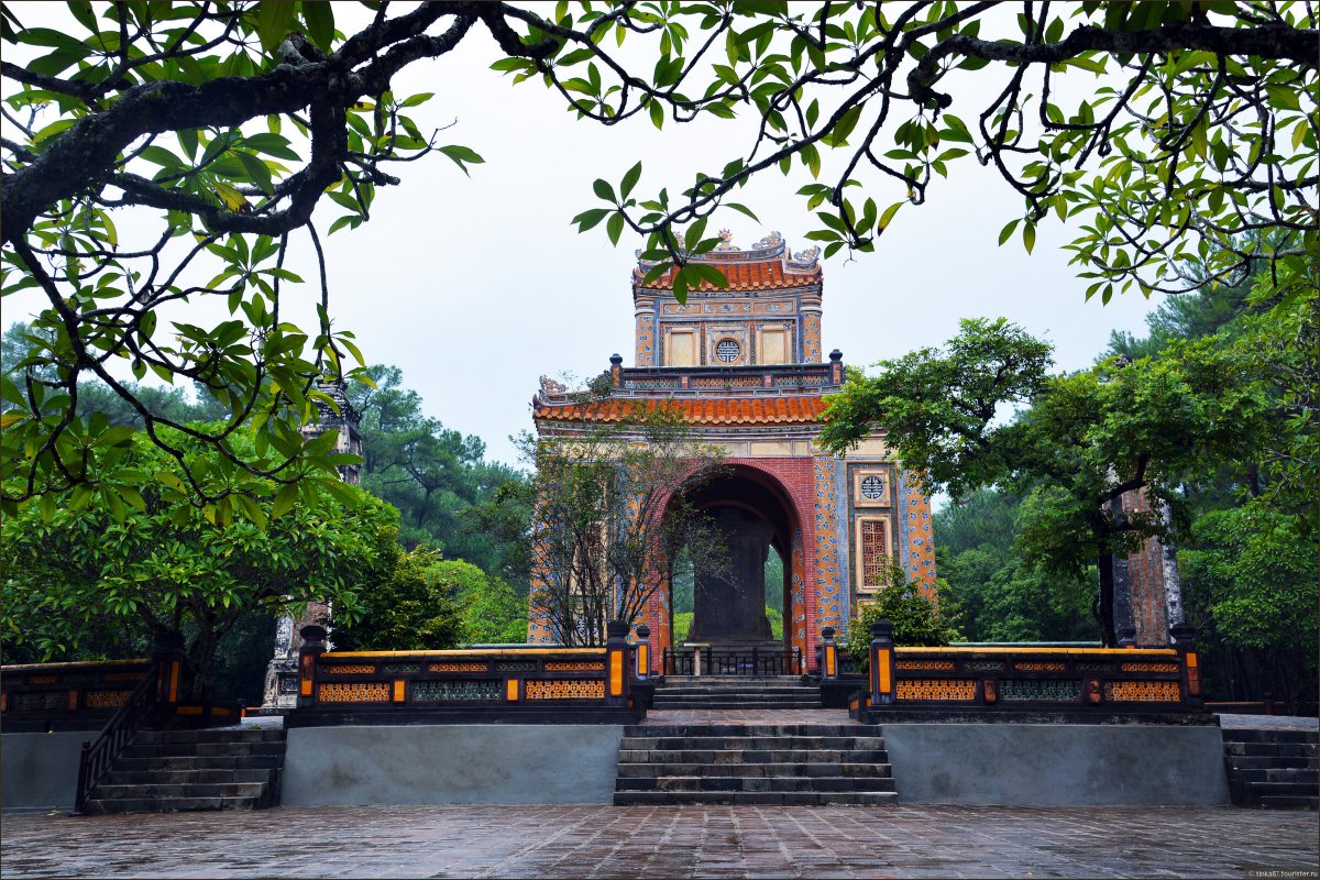 Пагода Тьен му (г. Хюэ)