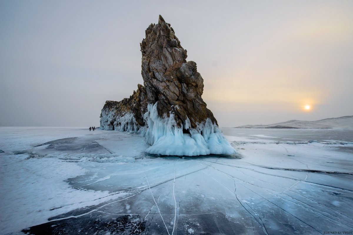Остров Огой Байкал зима