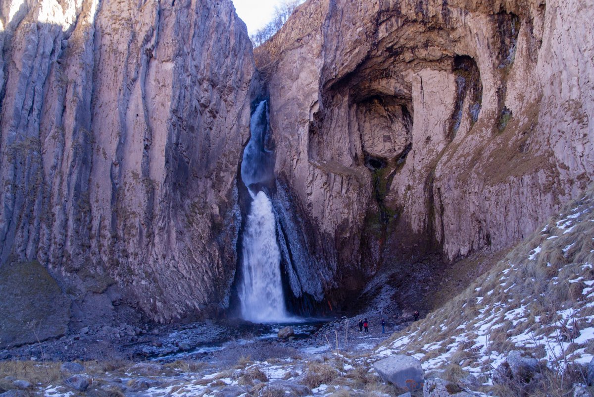 Тызыл водопад