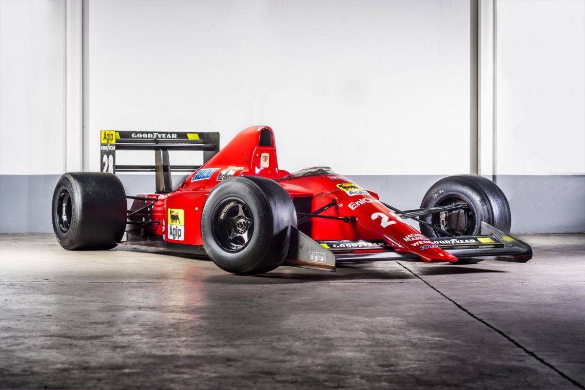 Формула 1 машины Рено