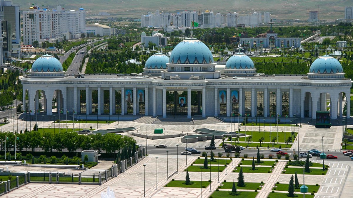 Дворец «Огузхан» Туркменистан
