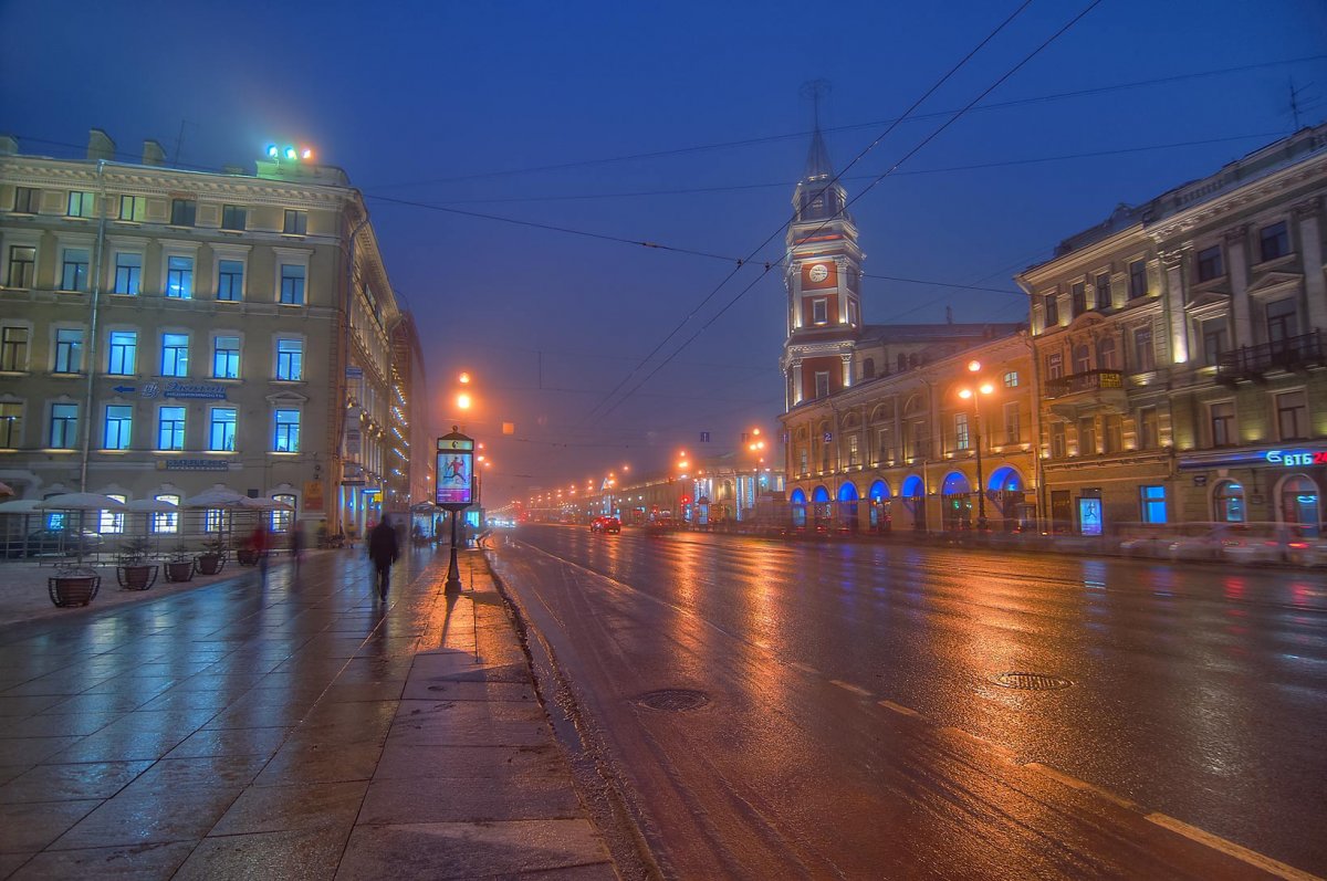 Главная улица Санкт-Петербурга Невский проспект