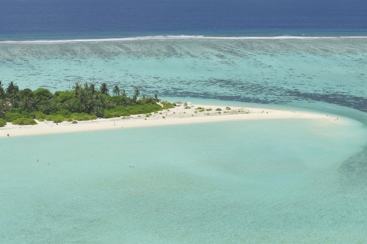 Остров Холидей Мальдивы