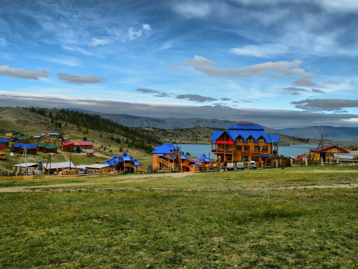 Село Хужир на Байкале