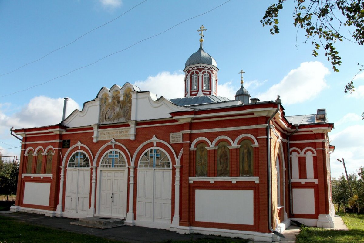 Храм Живоначальной Троицы Болхов