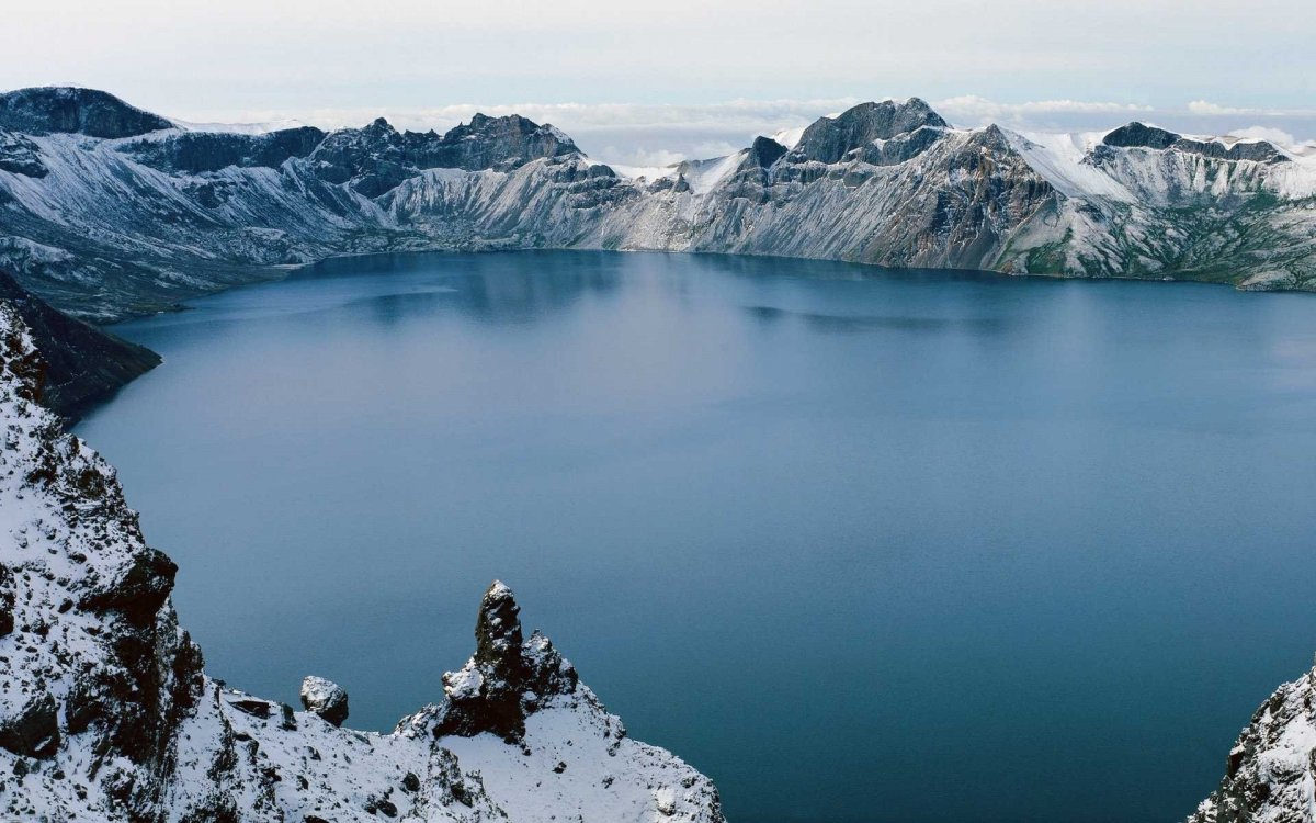 Кратерное озеро Алтай