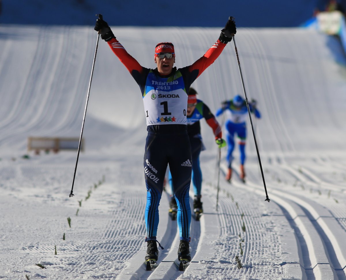 Александр Большунов Олимпийский чемпион 2022
